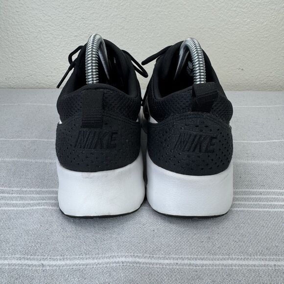 Women’s Nike Air Max Thea Lace Up Running Shoes Sneakers Black Summit White 9.5 - Picture 3 of 14